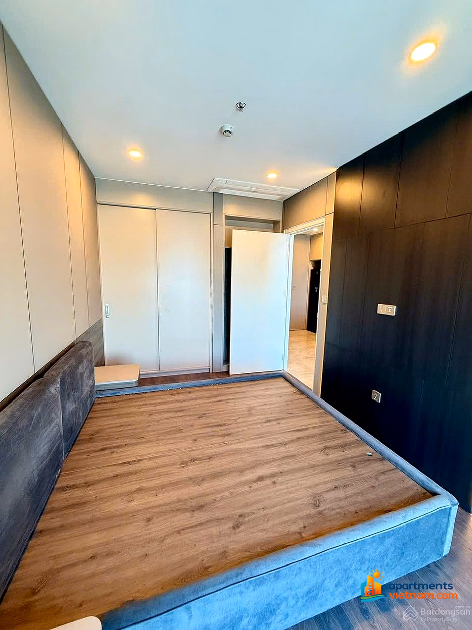 Luxury Apartment for Rent at The Filmore – High Floor with Direct Dragon Bridge View