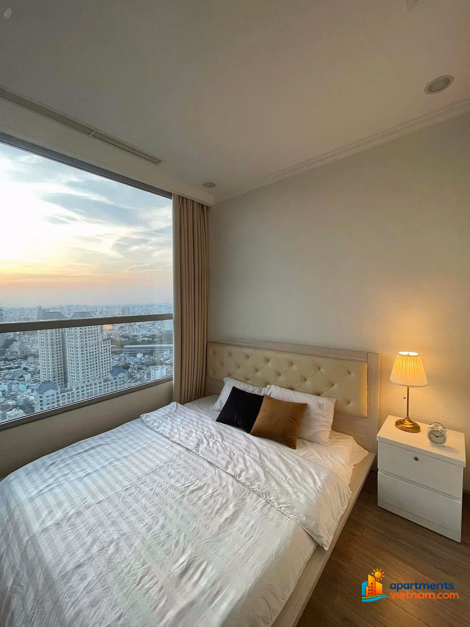 Owner needs to sell CC D1Mension at Vo Van Kiet, 10 billion, 94m², 3 bedrooms, 2 bathrooms, fully legal (pink book)