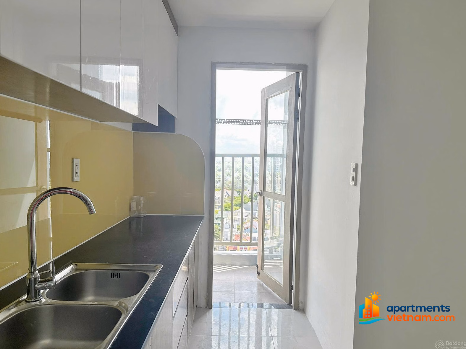 Sky 9 apartment for sale, 2 bedrooms 1 bathroom, pink book for long-term ownership, price 2,750 billion, bank loan support
