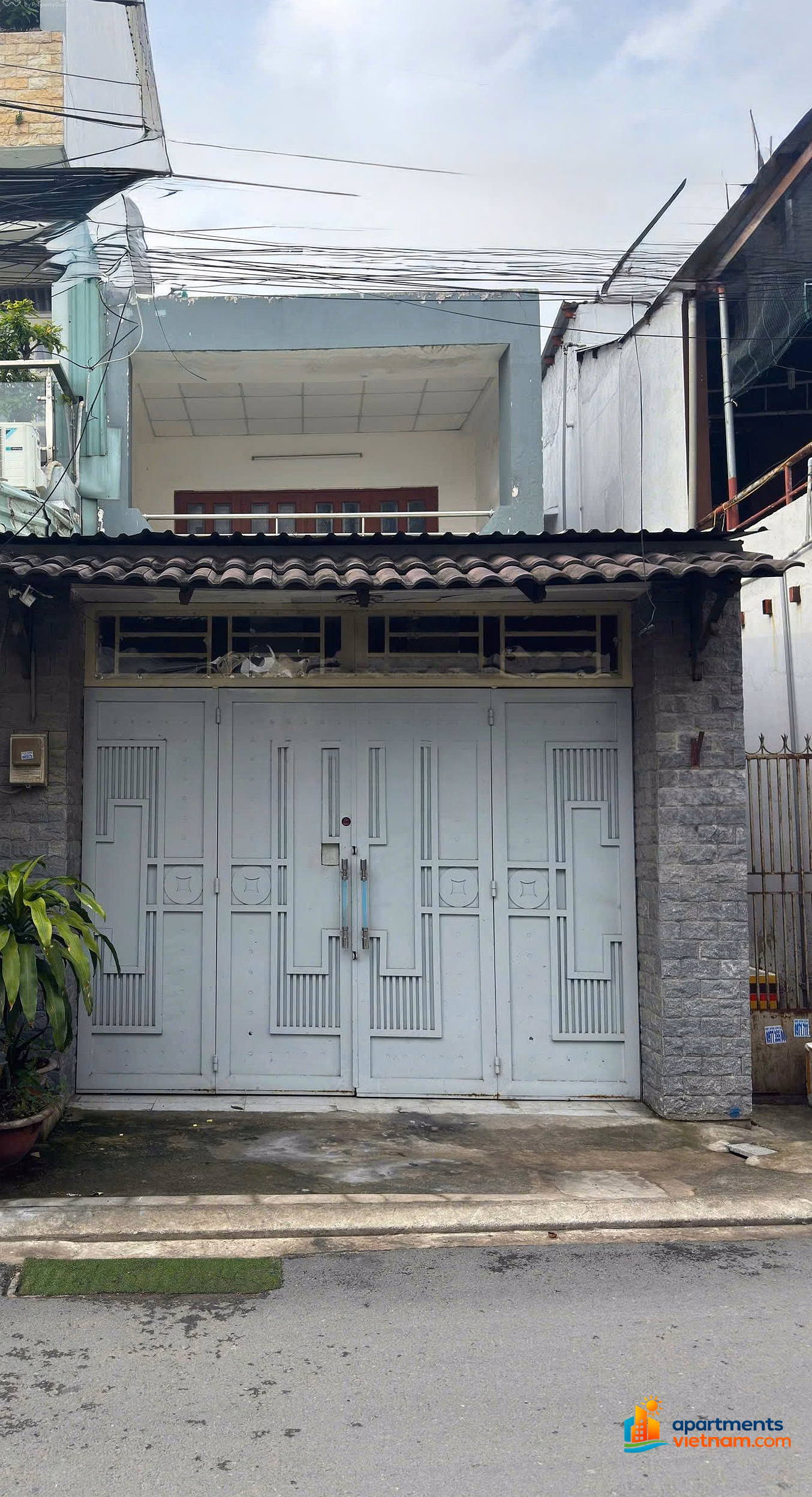 Hiep Binh House, next to the school, 1 ground floor and 1 floor, clear road, affordable house