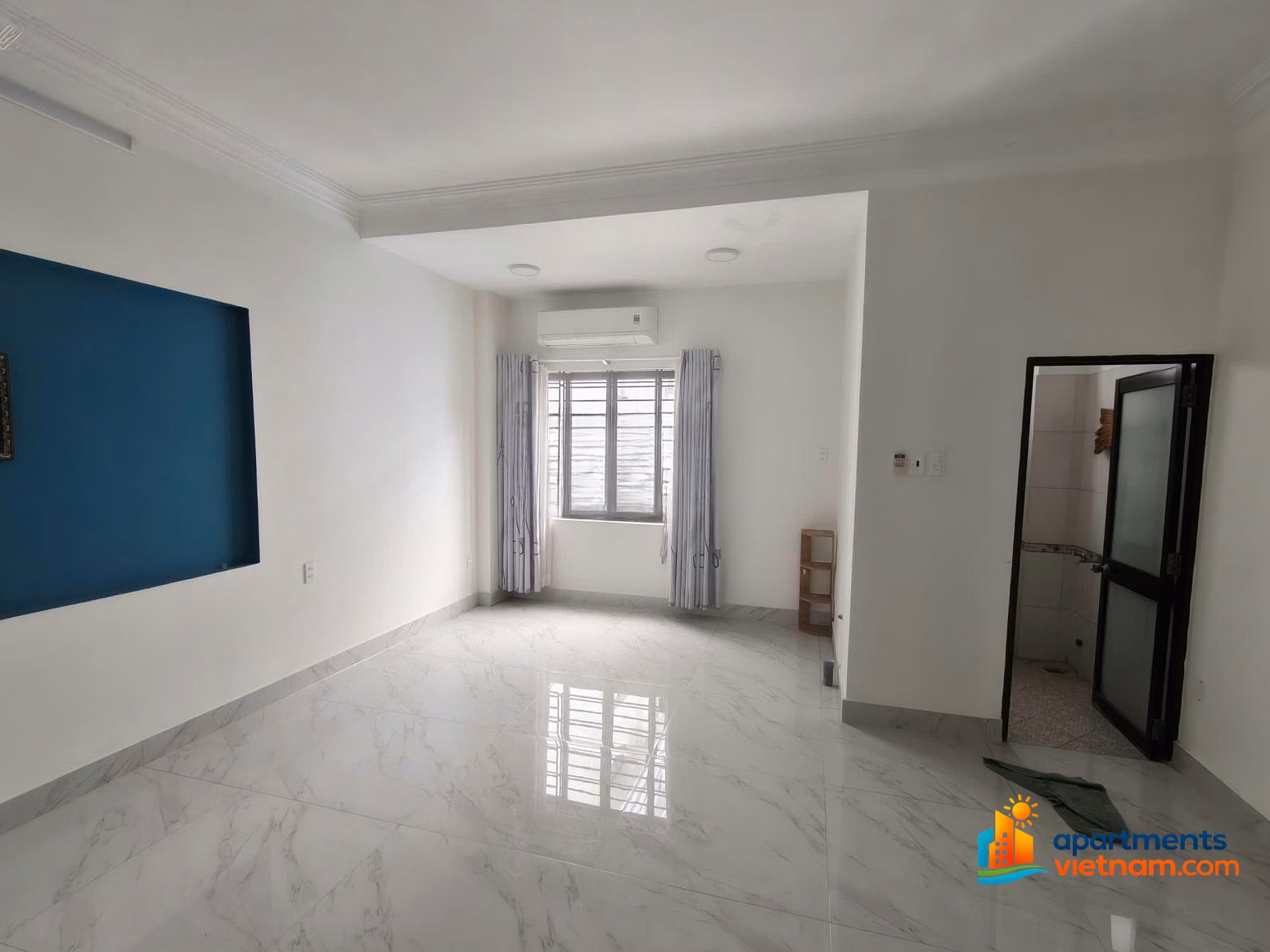 House for rent in Nguyen Van Thu - District 1 - 500m² with car parking - price only 90 million/month