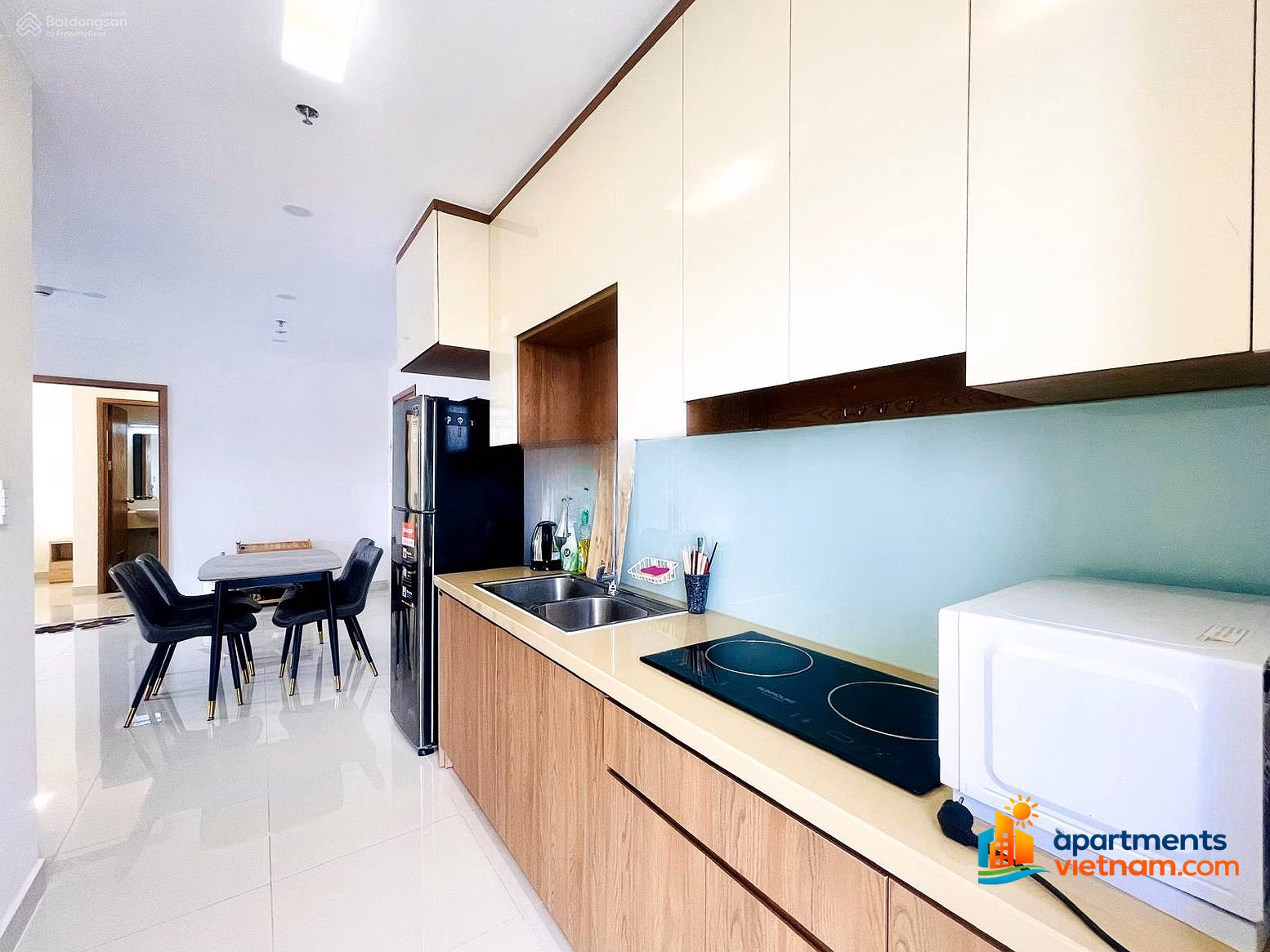 I sold the corner 2PN view of Vinh Diem Trung lake. Fully furnished