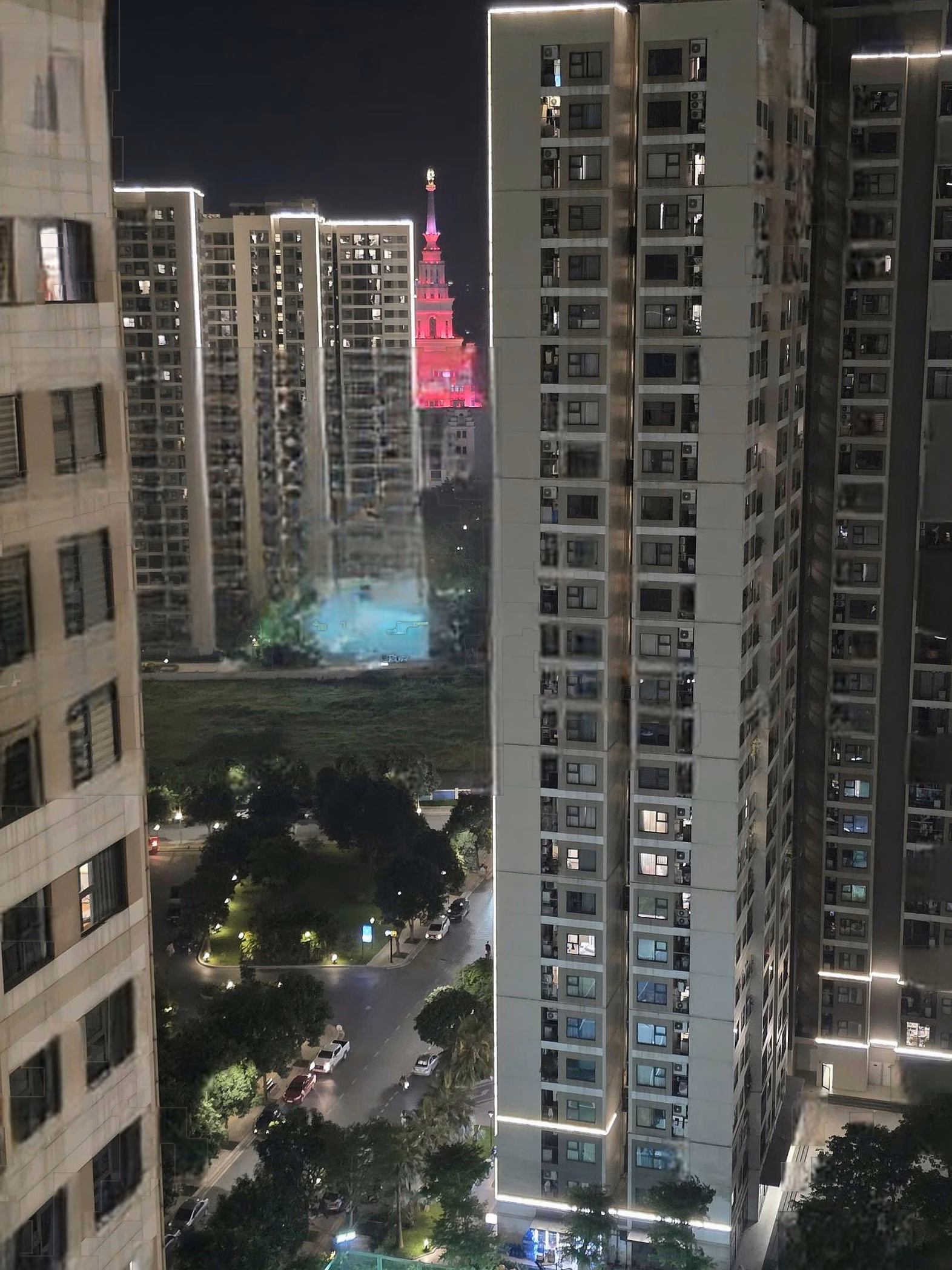 2 bedroom apartment for rent by owner, good price in Vinhomes Ocean Park, full of beautiful furniture, 6 million/month. Free brokerage