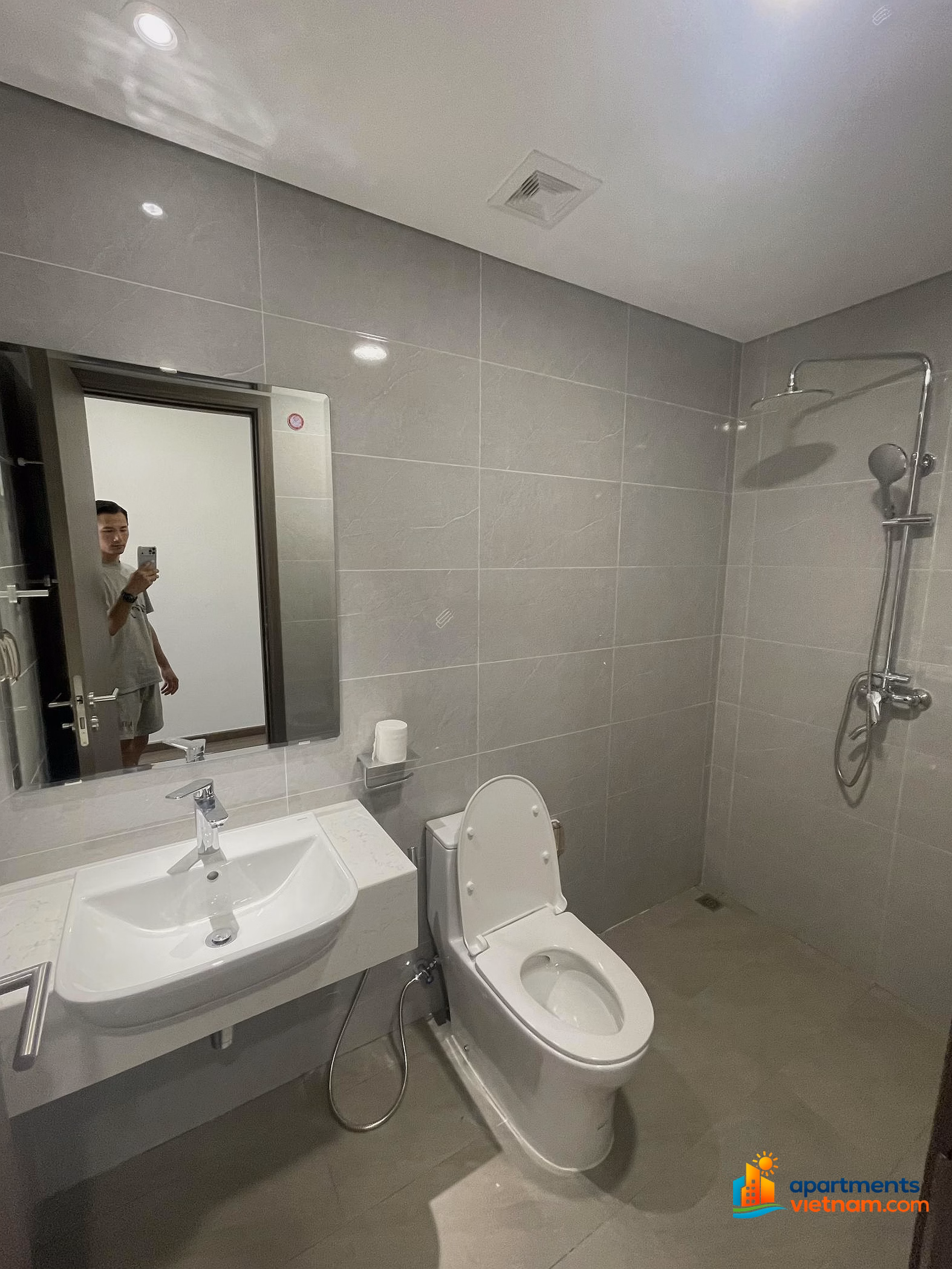 3 bedroom apartment with full options for rent