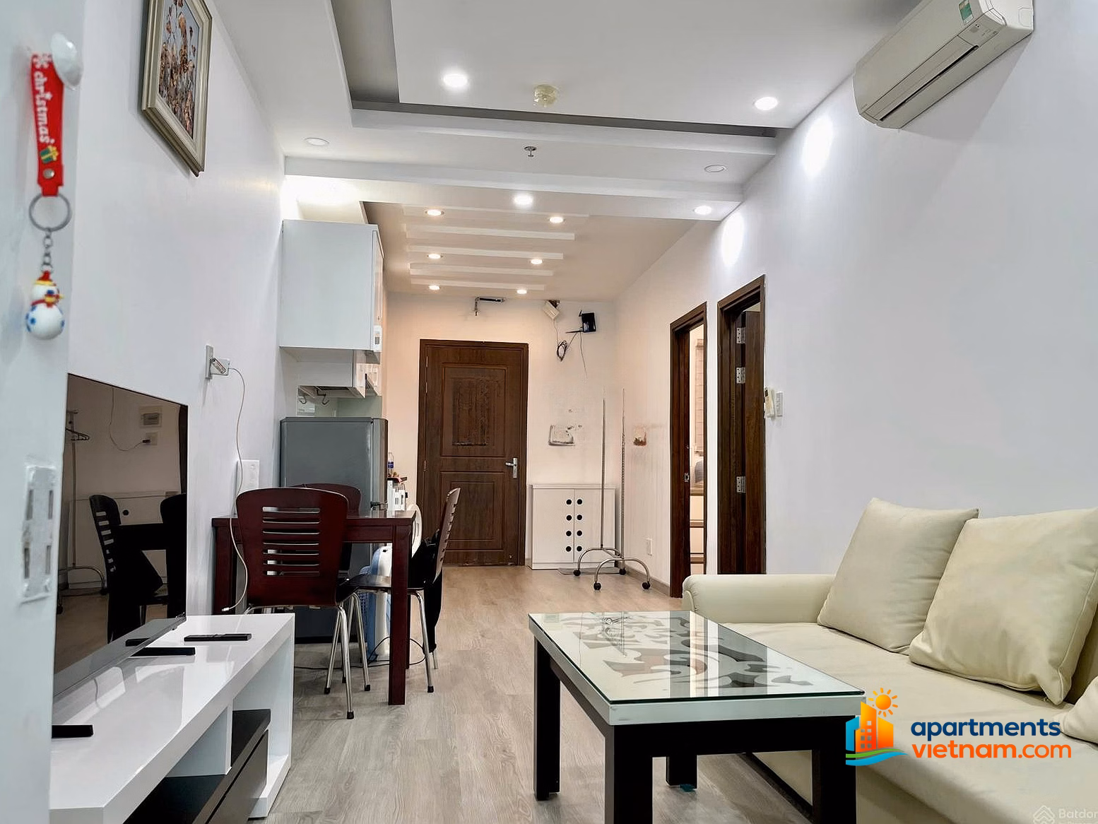 Apartment for rent with sea view at Muong Thanh 60 Tran Phu