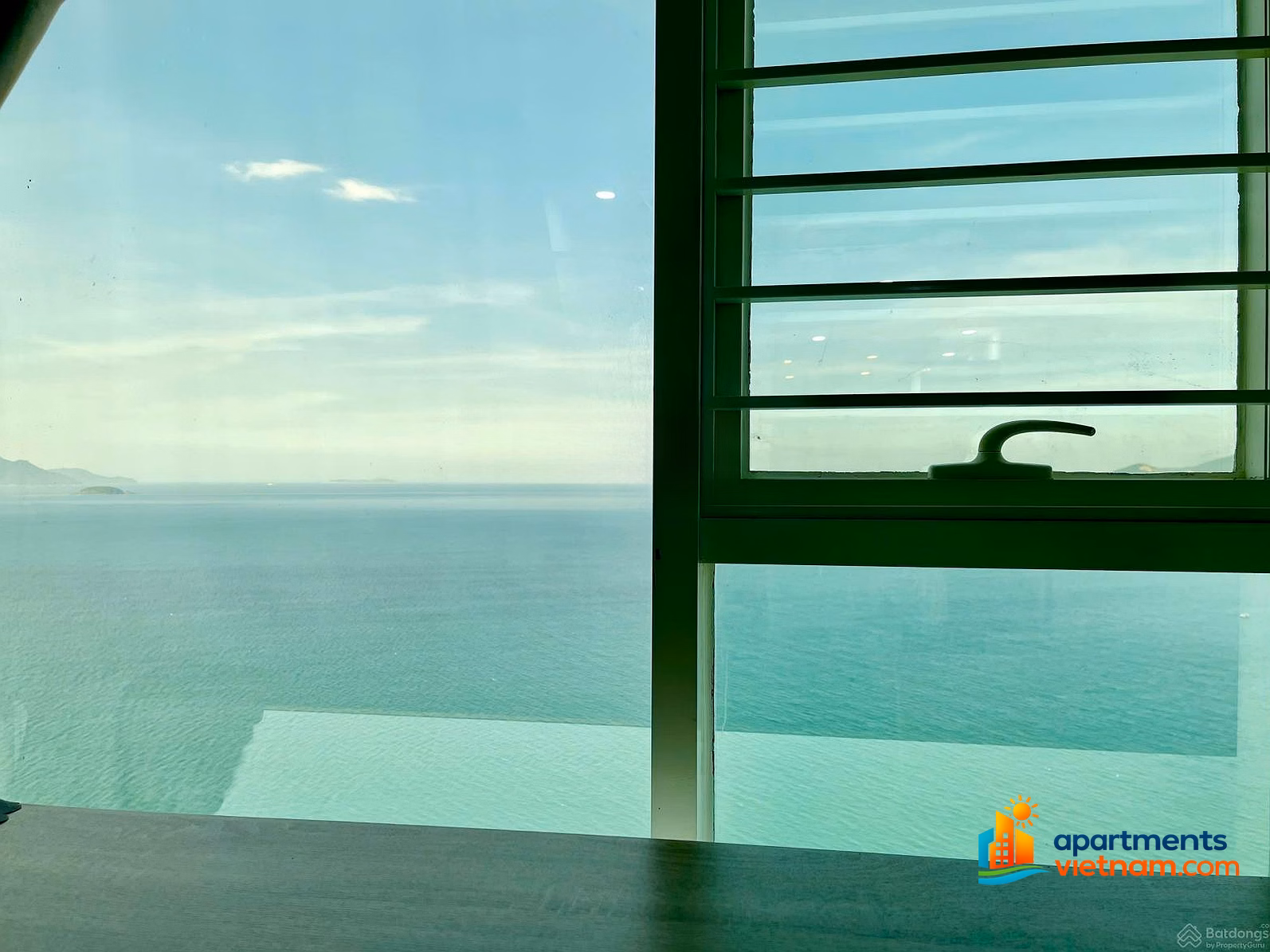 Apartment for rent with sea view at Muong Thanh 60 Tran Phu