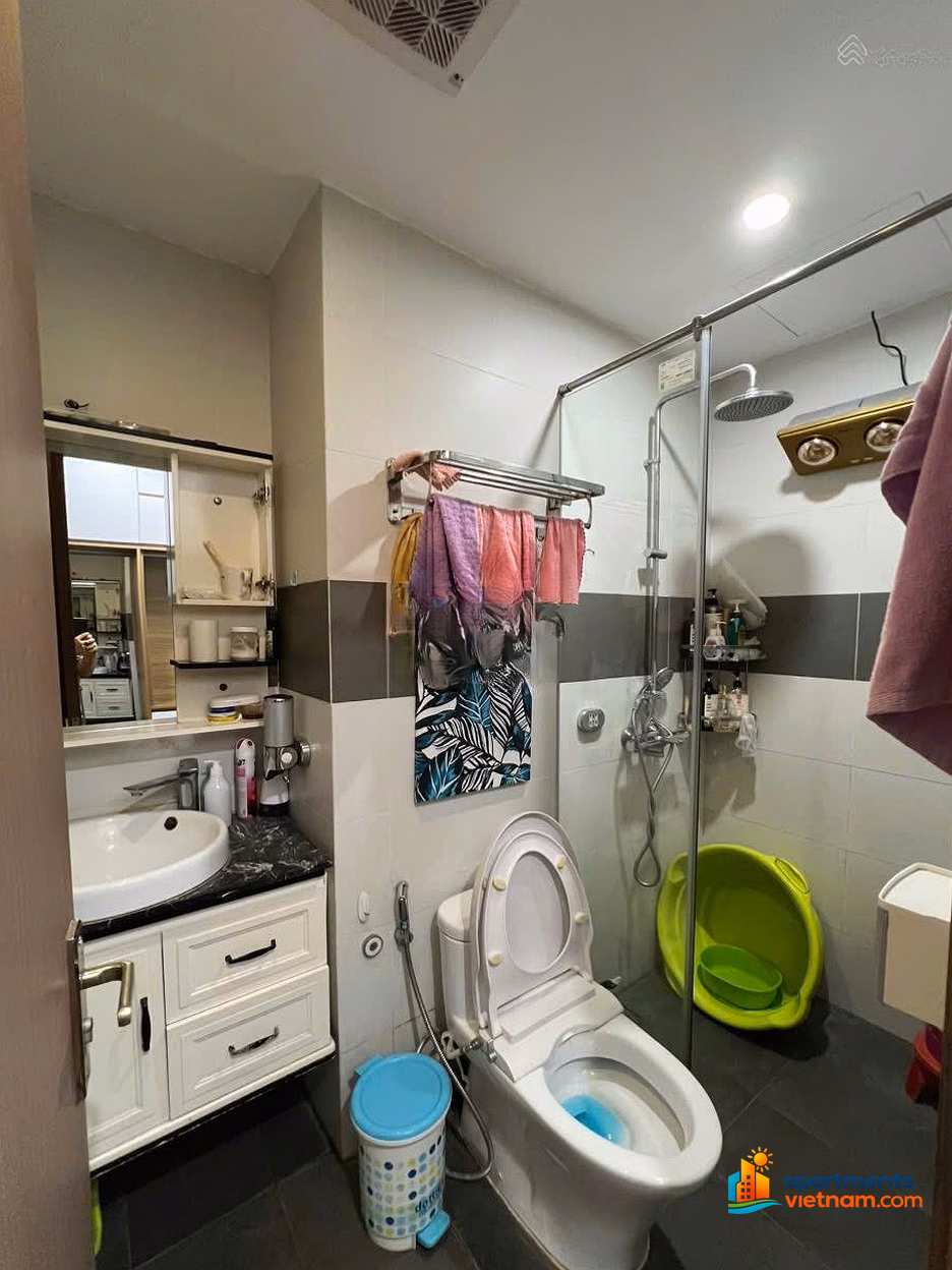 Good price! CC GoldSeason, Thanh Xuan, 17 million, 102m2, 3 bedrooms, 2 bathrooms for rent***