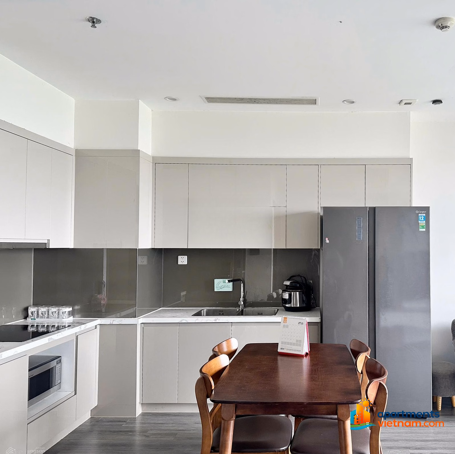 1 bedroom + 1 building for rent R1.02 fully furnished for 8.2 million VND - empty house can move in at VHOP