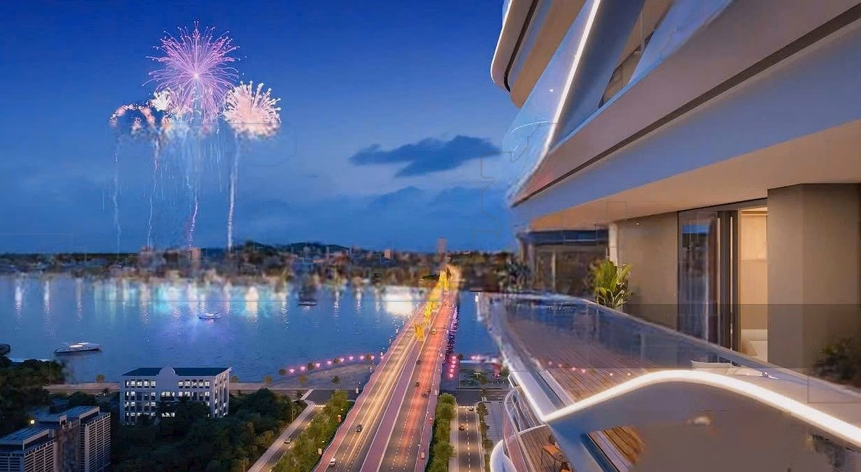 Good price 1 bedroom apartment right on Dragon Bridge - balcony with beautiful fireworks and sea view