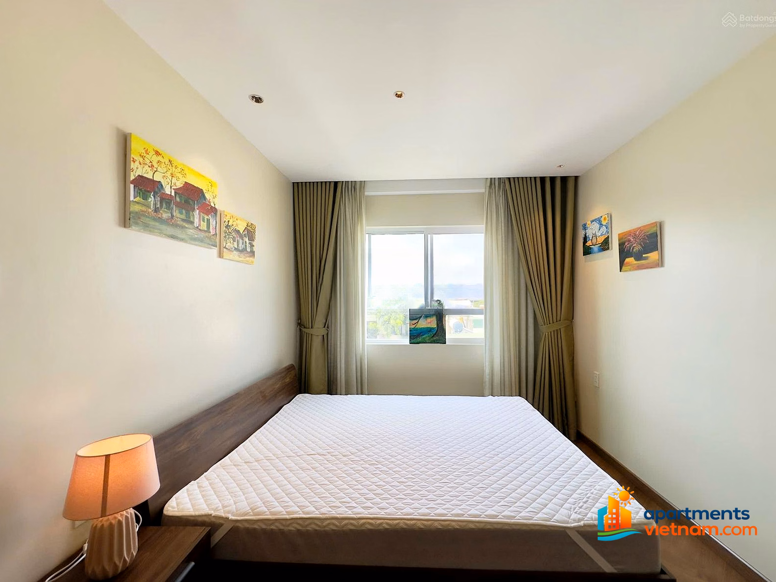 Immediately reduce 300 million apartments The Manor 202, Phuoc Hai Capital