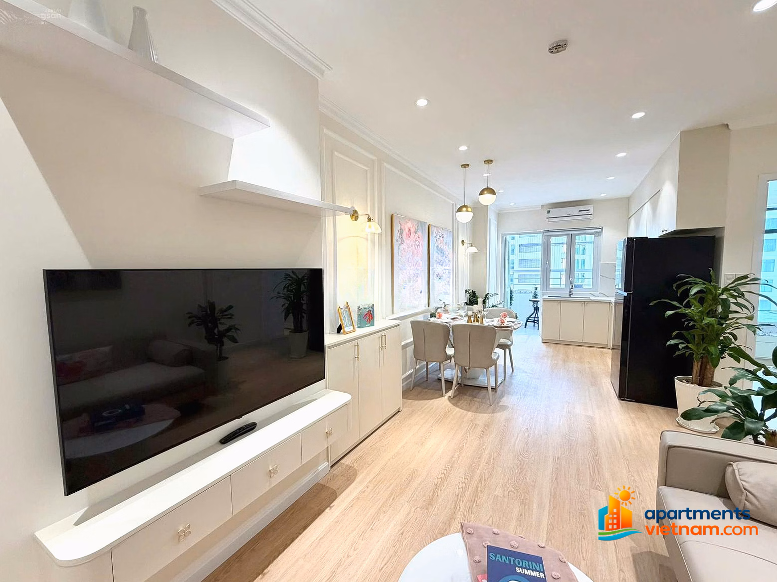 Selling cheap 2 bedroom apartment with full new furniture, Muong Thanh Vien Trieu, Nha Trang, price only 3.25 billion