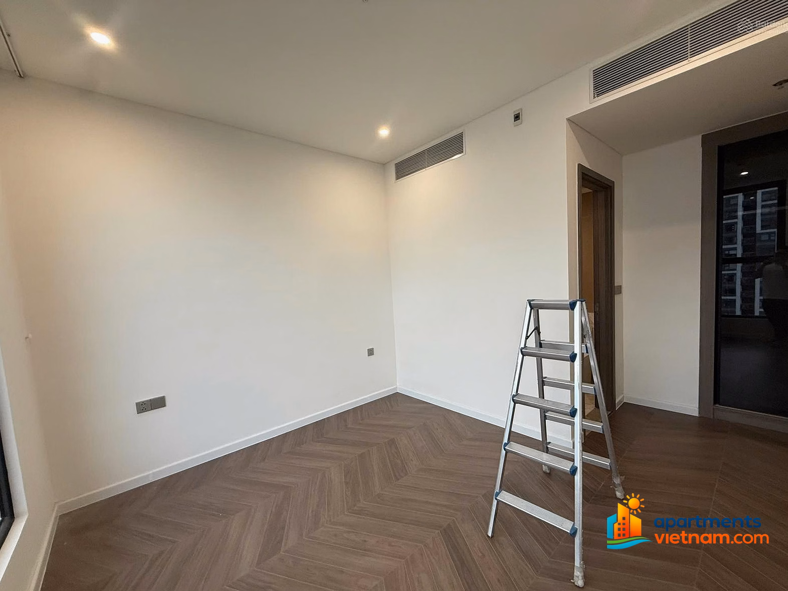 I rented a 2-bedroom + 2-bedroom apartment 74m2 for 14 million. Lumiere took off the stamp to receive the house