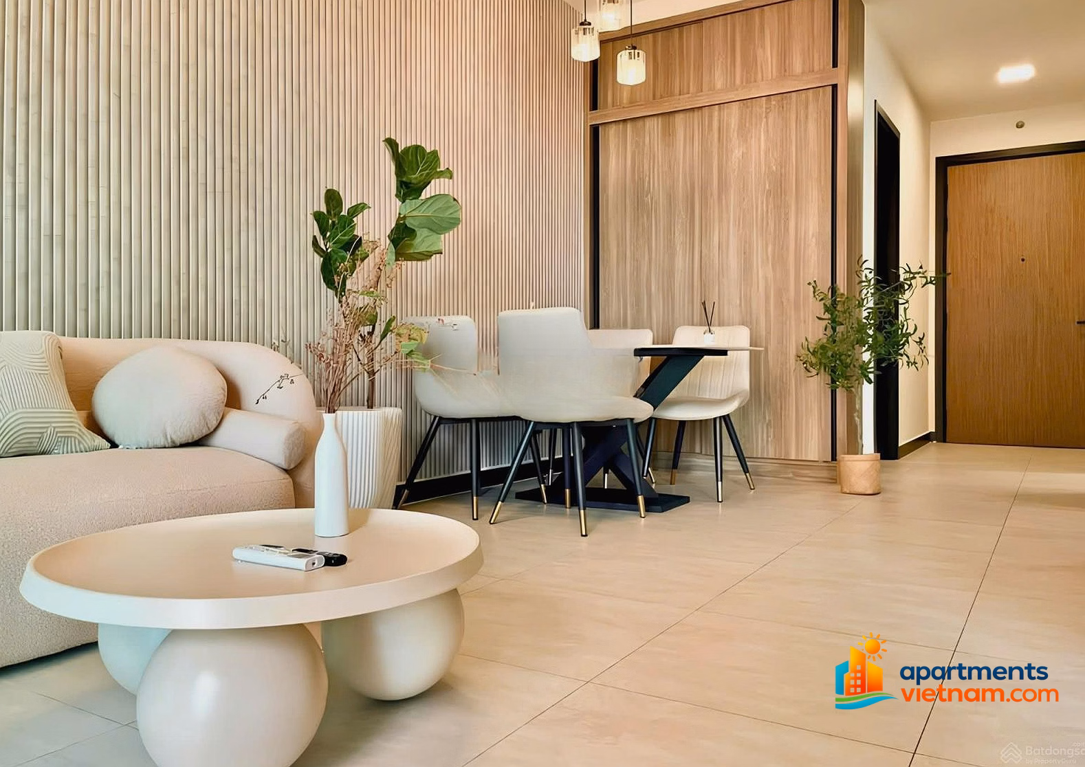 (Cut loss) Nguyen Binh Khiem, 52m², 2 bedrooms, separate book, 2 billion 1, full furniture, 70% loan/rent 15 million