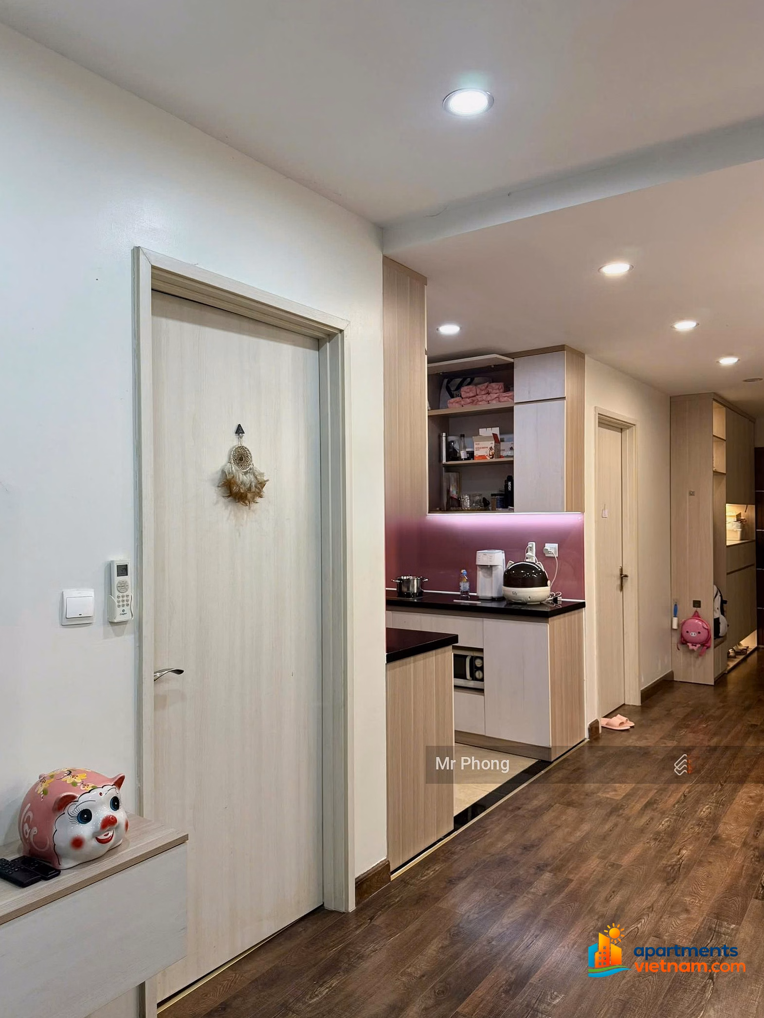 Gold Season 47 Nguyen Tuan apartment for urgent rent, 2 bedrooms, fully furnished, 78m2, rental price only 14.5 million