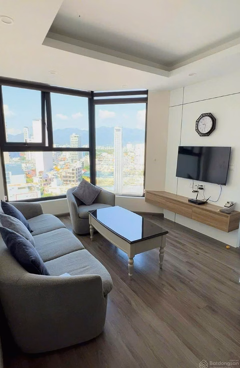 HUD Building Nha Trang 2-bedroom apartment, fully furnished, near the beach, only 18 million/month