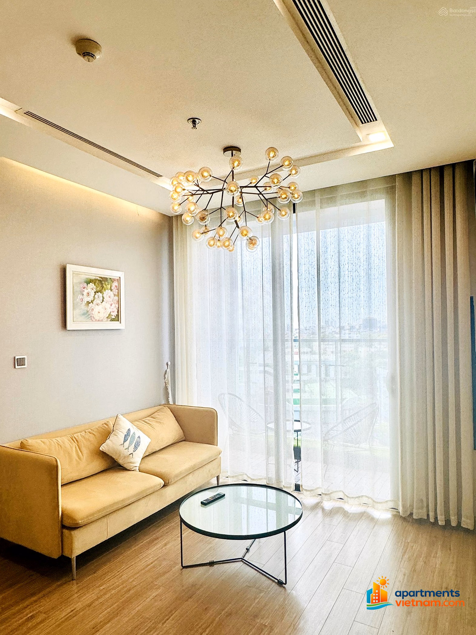 Super cheap! Apartment for rent in Vinhomes Metropolis, 1 bedroom, 55m2, full new furniture, open view, price only 21 million
