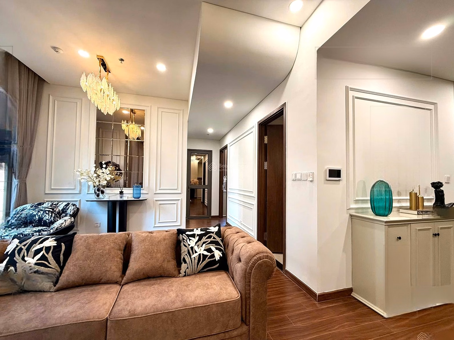 Cheapest 2-bedroom apartment for rent in Vinhomes Ocean Park, 6.5 million/month. Free brokerage