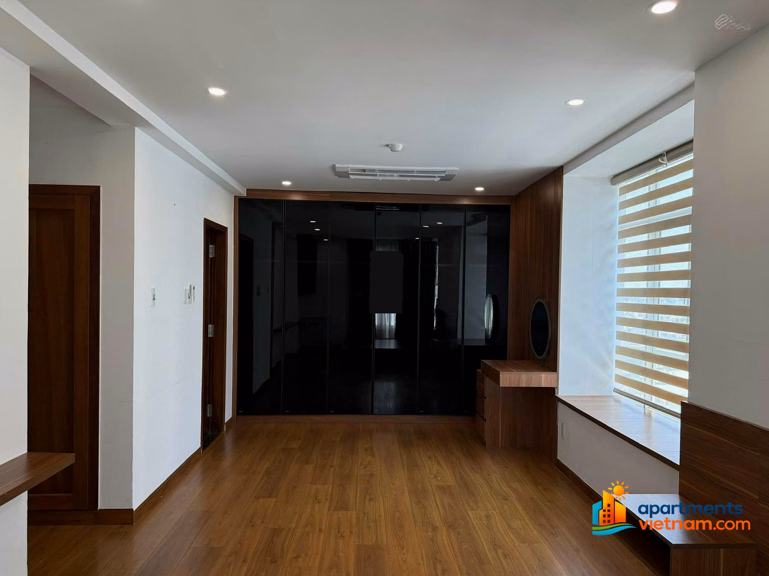 Apartment for sale in Giai Viet - Ta Quang Buu