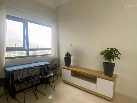 3 bedroom apartment for rent with river view, move in immediately