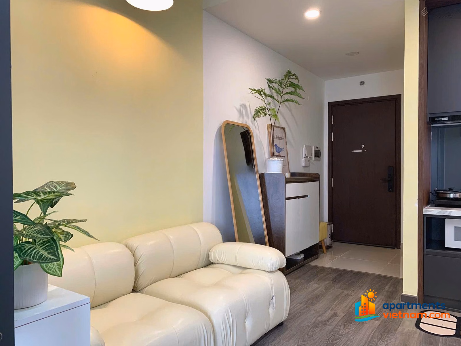 Studio 11tr 1PN 1WC Sunrise City View 11tr/th 0938 806 ***