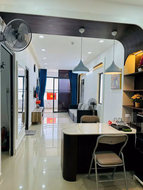 NAPOLEON CC FOR RENT NEAR HON CHONG BEACH, 3 bedrooms, 2 bathrooms. SEA VIEW, HIGH FLOOR, FULL INTERIOR, PRICE 14 MILLION