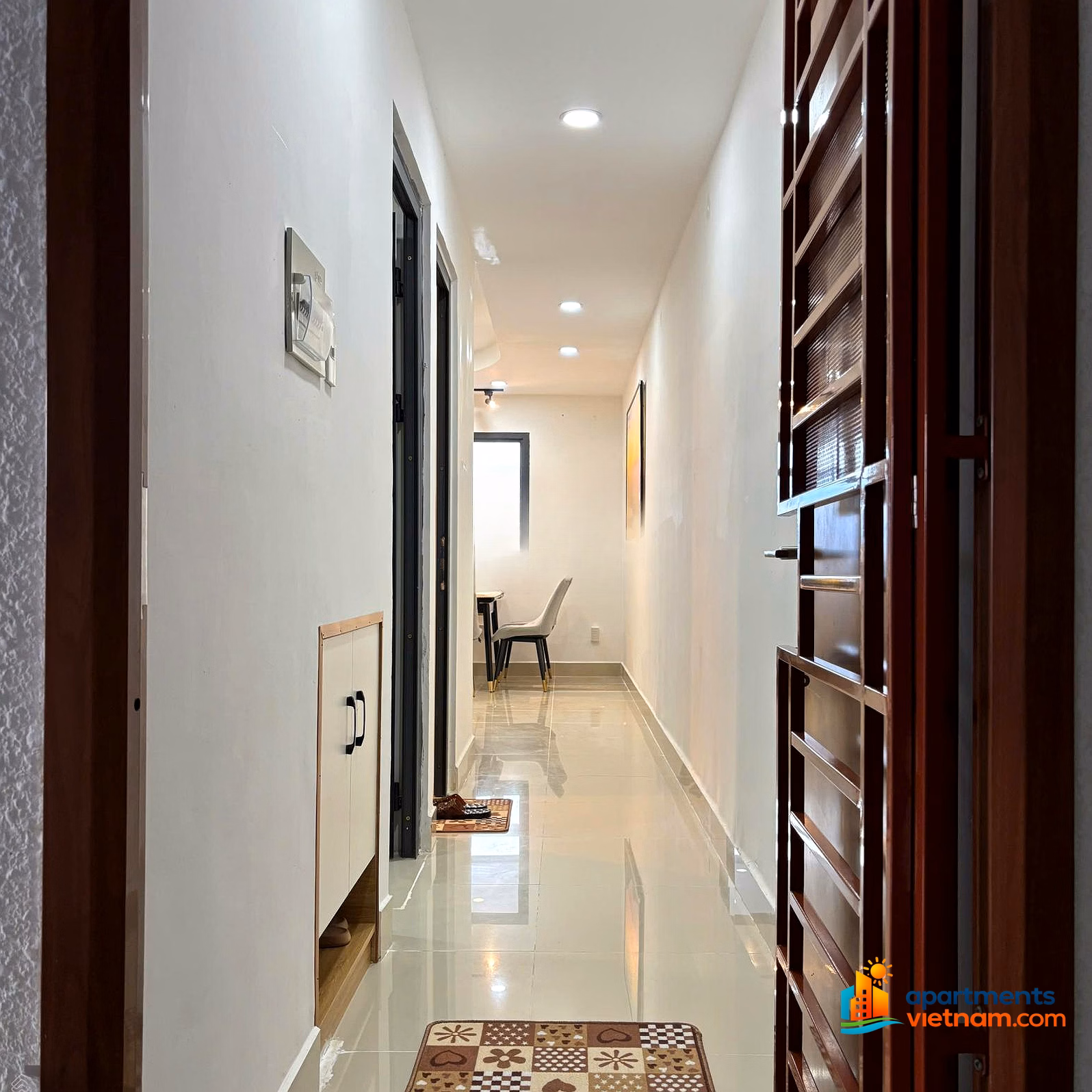 The owner sells a 2-bedroom apartment with diagonal sea view, fully furnished, for rent for 9 - 10 million/month