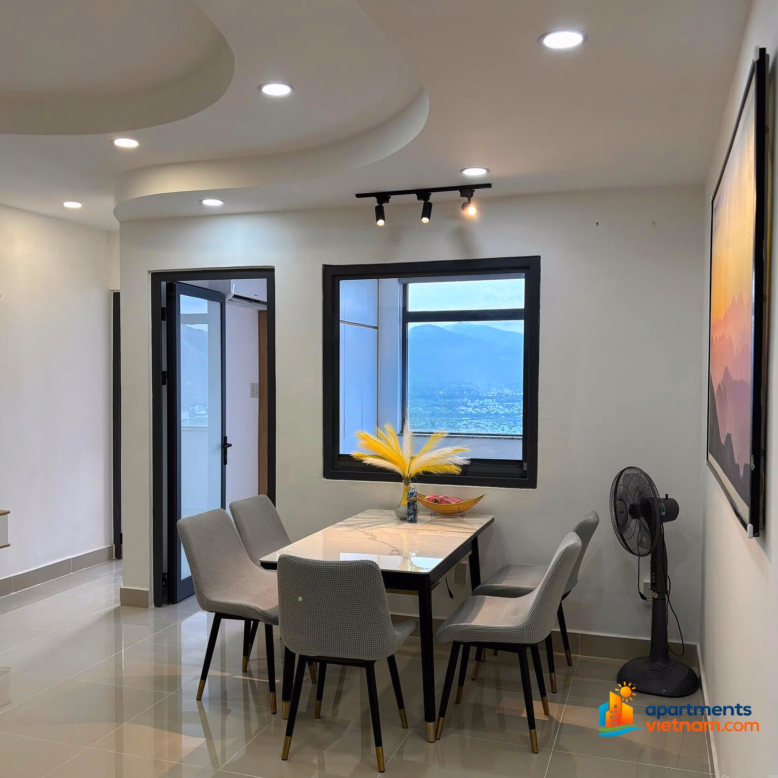 The owner sells a 2-bedroom apartment with diagonal sea view, fully furnished, for rent for 9 - 10 million/month