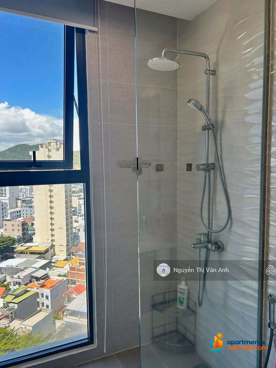 Apartment 2 bedrooms, 2 bathrooms, Southeast balcony, view of Hon Chong Scenia Bay Nha Trang 25-26 Pham Van Dong only 6 billion,999 million