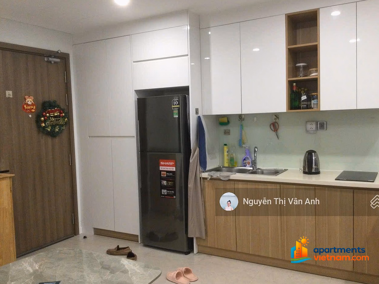 Apartment 2 bedrooms, 2 bathrooms, Southeast balcony, view of Hon Chong Scenia Bay Nha Trang 25-26 Pham Van Dong only 6 billion,999 million