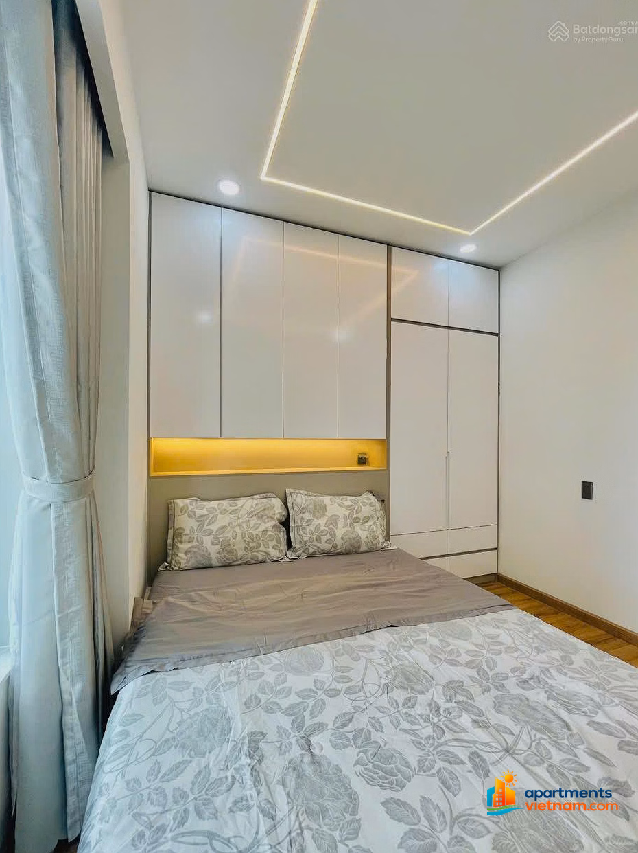 RARE BEACHFRONT APARTMENT IN MUONG THANH VIEN TRIEU FULLY FURNISHED, JUST BRING YOUR VALUES IN!