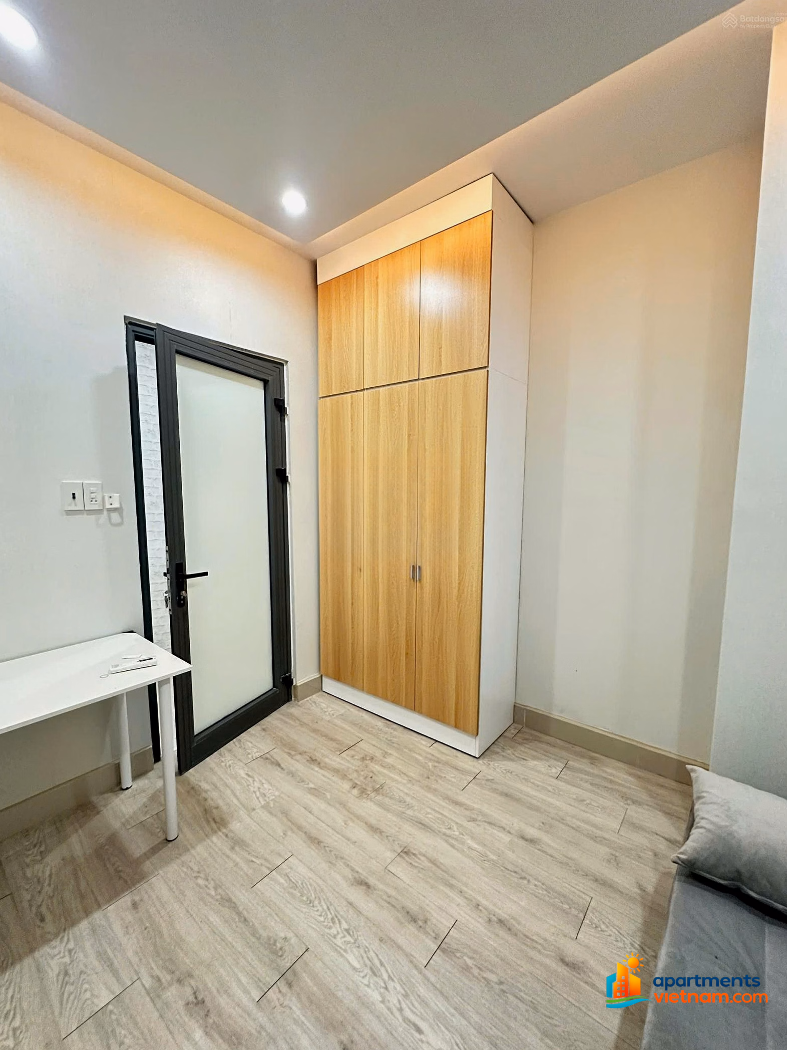 NAPOLEON CASTLE APARTMENT RENTAL OWNER (SPEAKING ENGLISH)