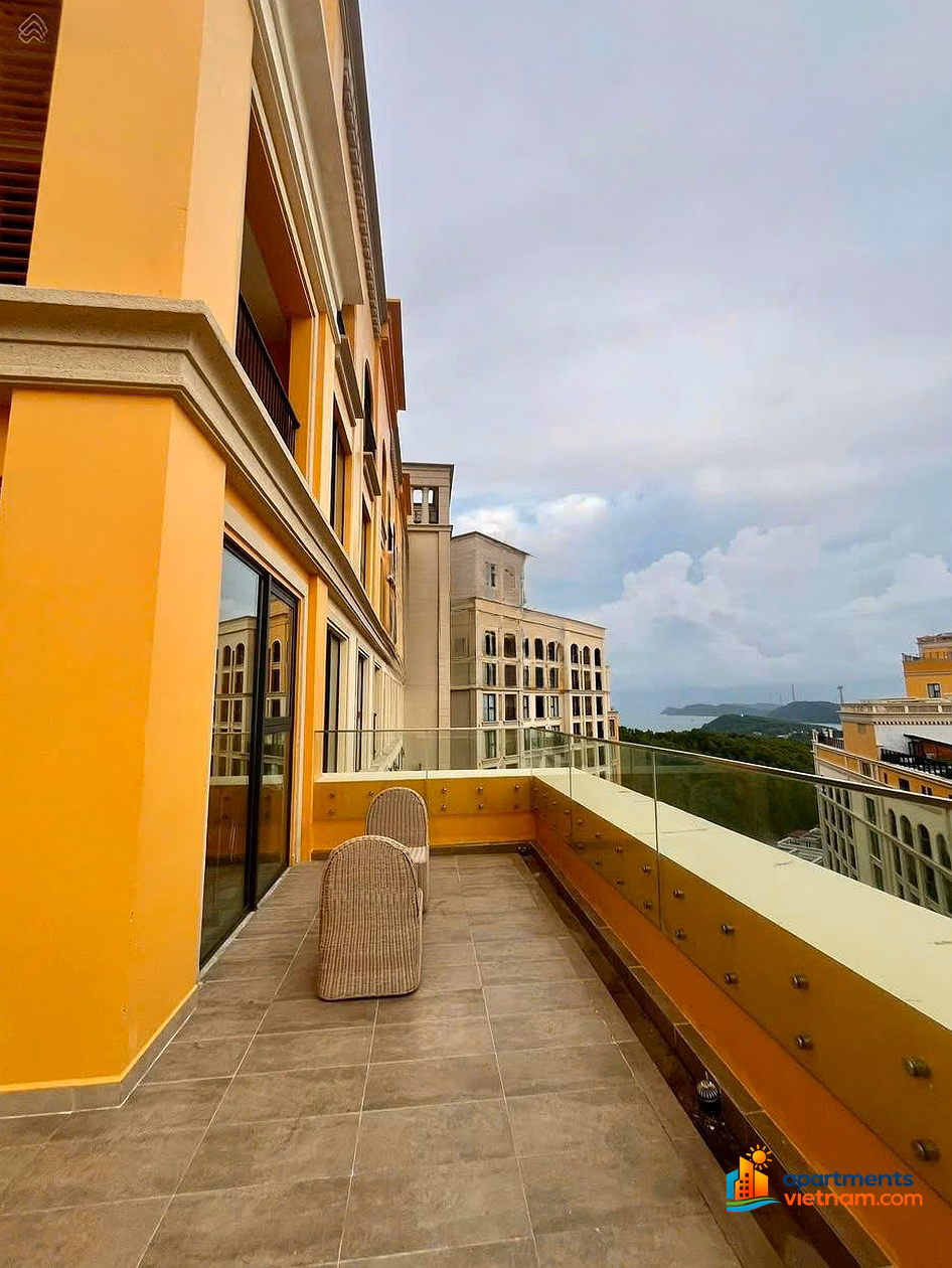 Cut loss of 500 million - 1 bedroom apartment with sea view and balcony, the most vip Hillside Phu Quoc
