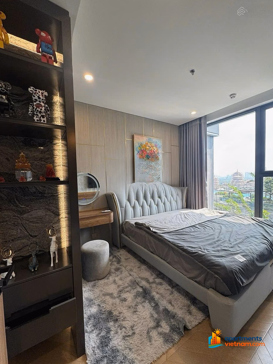 Lumiere Riverside 1-bedroom apartment with beautiful furniture for quick rent, easy to view house key available
