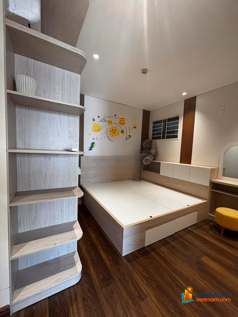 Only 3.14 billion to own a 2-bedroom corner apartment HUD CT2A Phuoc Long river view, pink book available including taxes and fees with LG brand