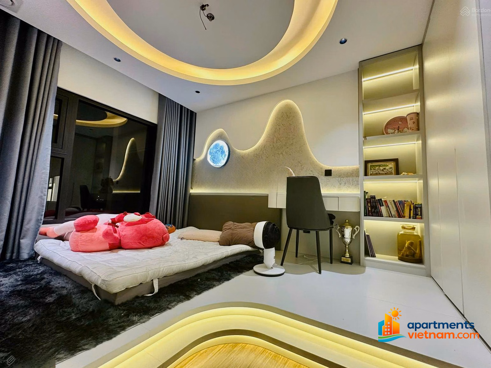 Good price apartment fund sold this week: Studio 2 billion, 1 bedroom + 2.85 billion, 2 bedroom 3.7 billion, 3 bedroom 5 billion VH Smart Tay Mo