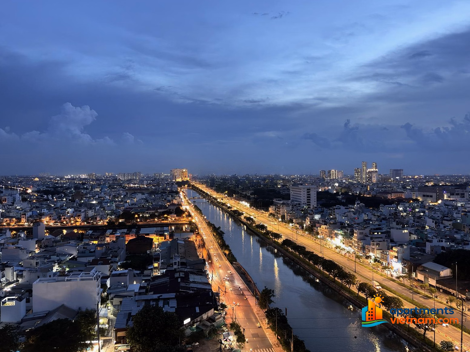 Owner rents new high-end apartment 100% fully furnished