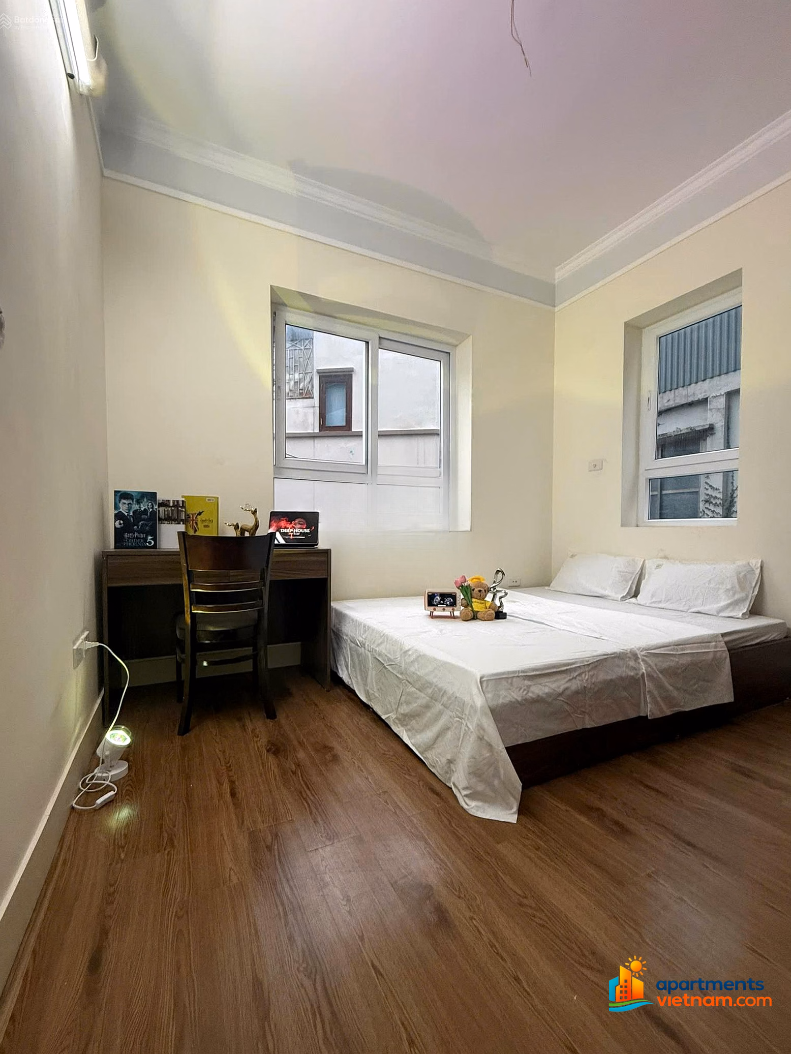 Luxury 3 bedroom 2 bathroom apartment, near Polytechnic University - Economics - Construction, car park at the door