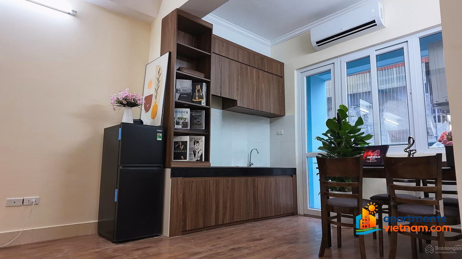 3 bedroom apartment for rent, 100m2, good price in Truong Dinh, Hoang Mai, Hanoi