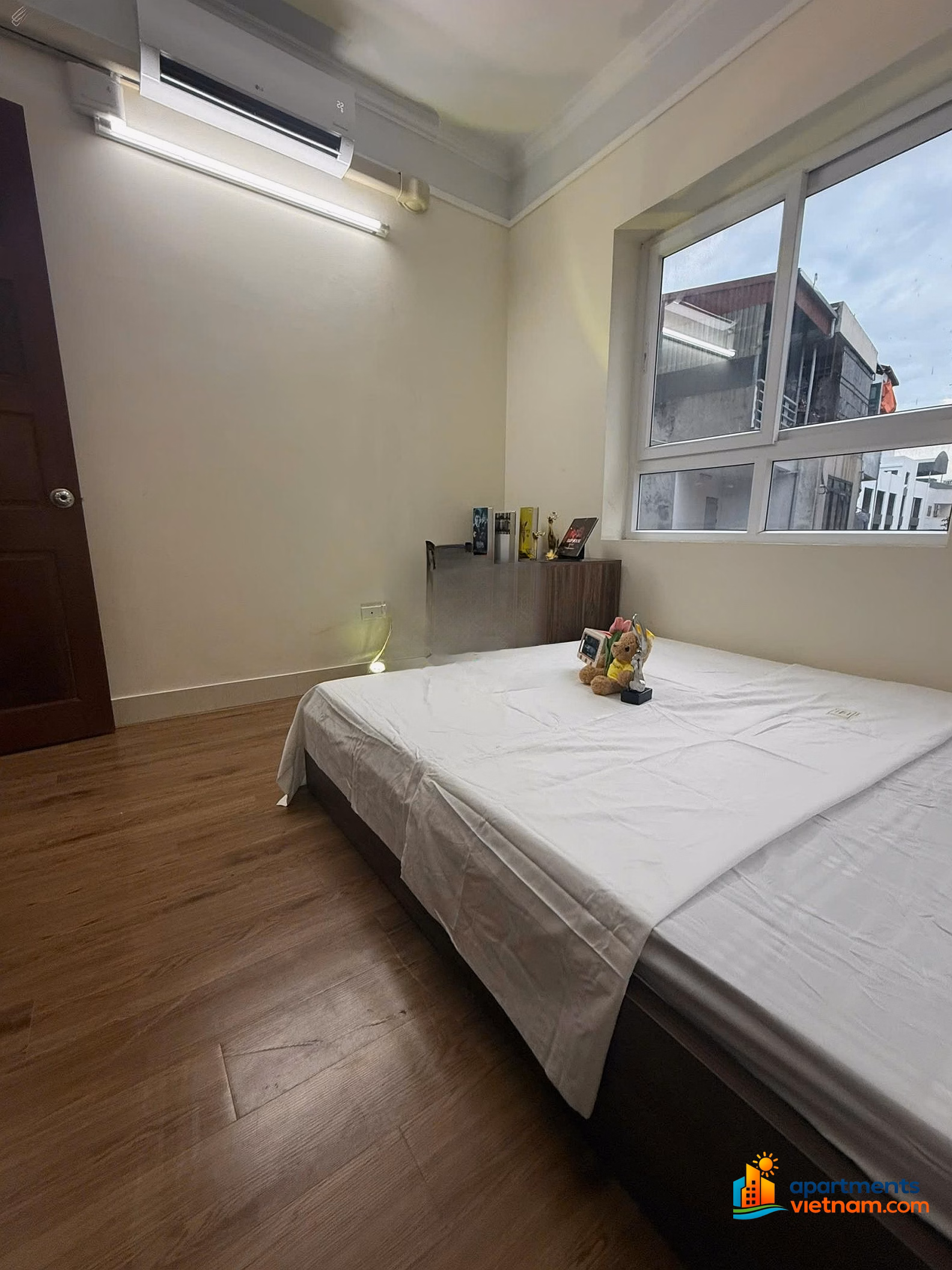 3 bedroom apartment for rent, 100m2, good price in Truong Dinh, Hoang Mai, Hanoi