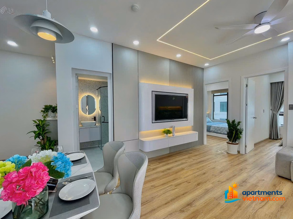 Kieu Trinh-2614 Selling Corner Apartment Near Hon Chong Beach, 2 Bedrooms, Beautiful Sea View, Fully Furnished, Price 3.8 Billion