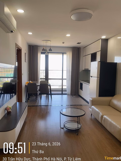 Super cheap price at Iris Garden apartment 62m2, 2 bedrooms fully furnished, always has car slot Contact: 0906 241 ***