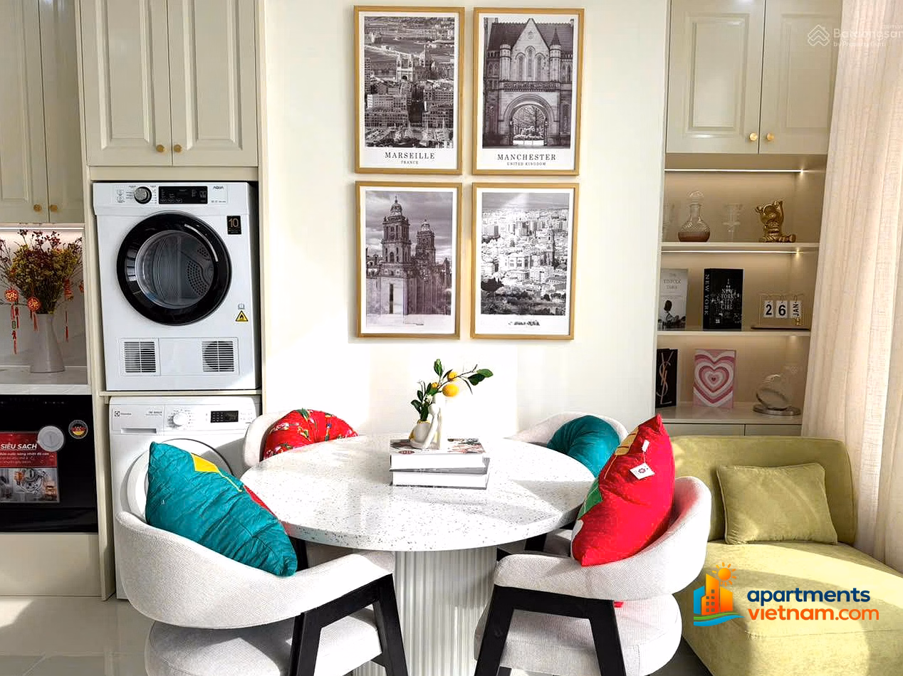 Kieu Trinh - Price is only 3 billion 550 million, too good for an apartment with sea view, beautiful house, fully furnished