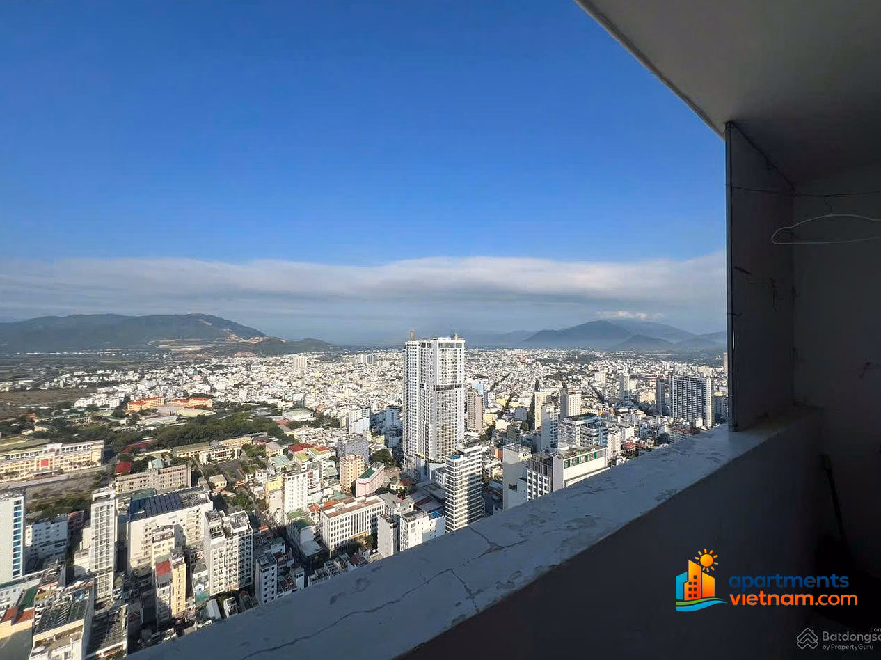 Kieu Trinh - Selling 12-storey apartment 45 Muong Thanh 60 Tran Phu, airy balcony, best price