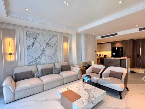Need to rent Vinhomes Metropolis apartment - 120m2, 3 bedrooms, high floor, corner apartment, with car slot