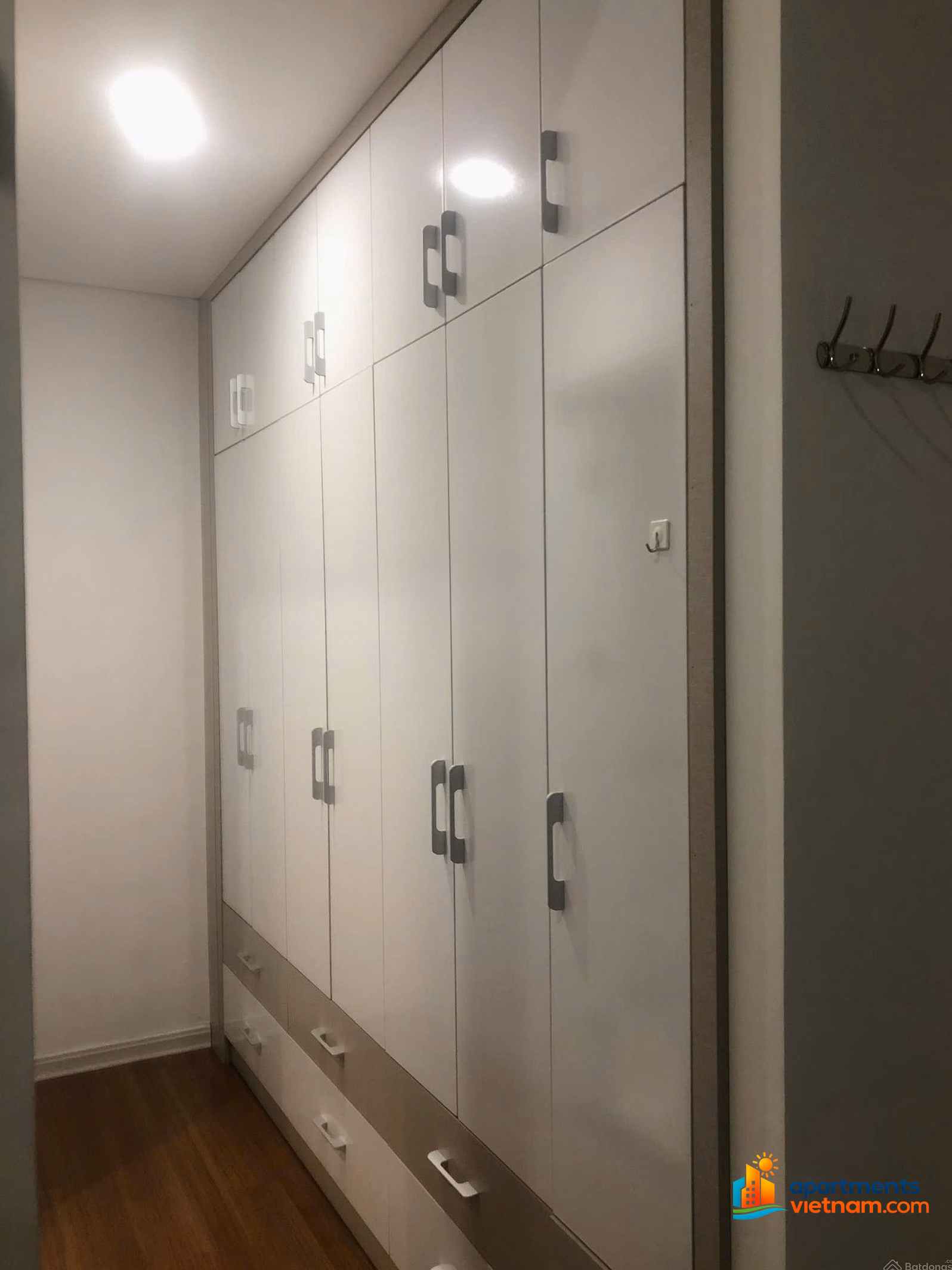 My Dinh Pearl - I have the following apartments available, fully furnished, come in immediately***