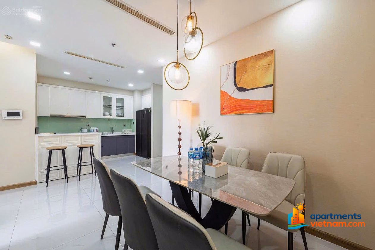 Specializing in Renting 1 Bedroom - 2 Bedrooms - 3 Bedrooms - 4 Bedrooms Vinhomes Central Park | Good Price | See Home Now
