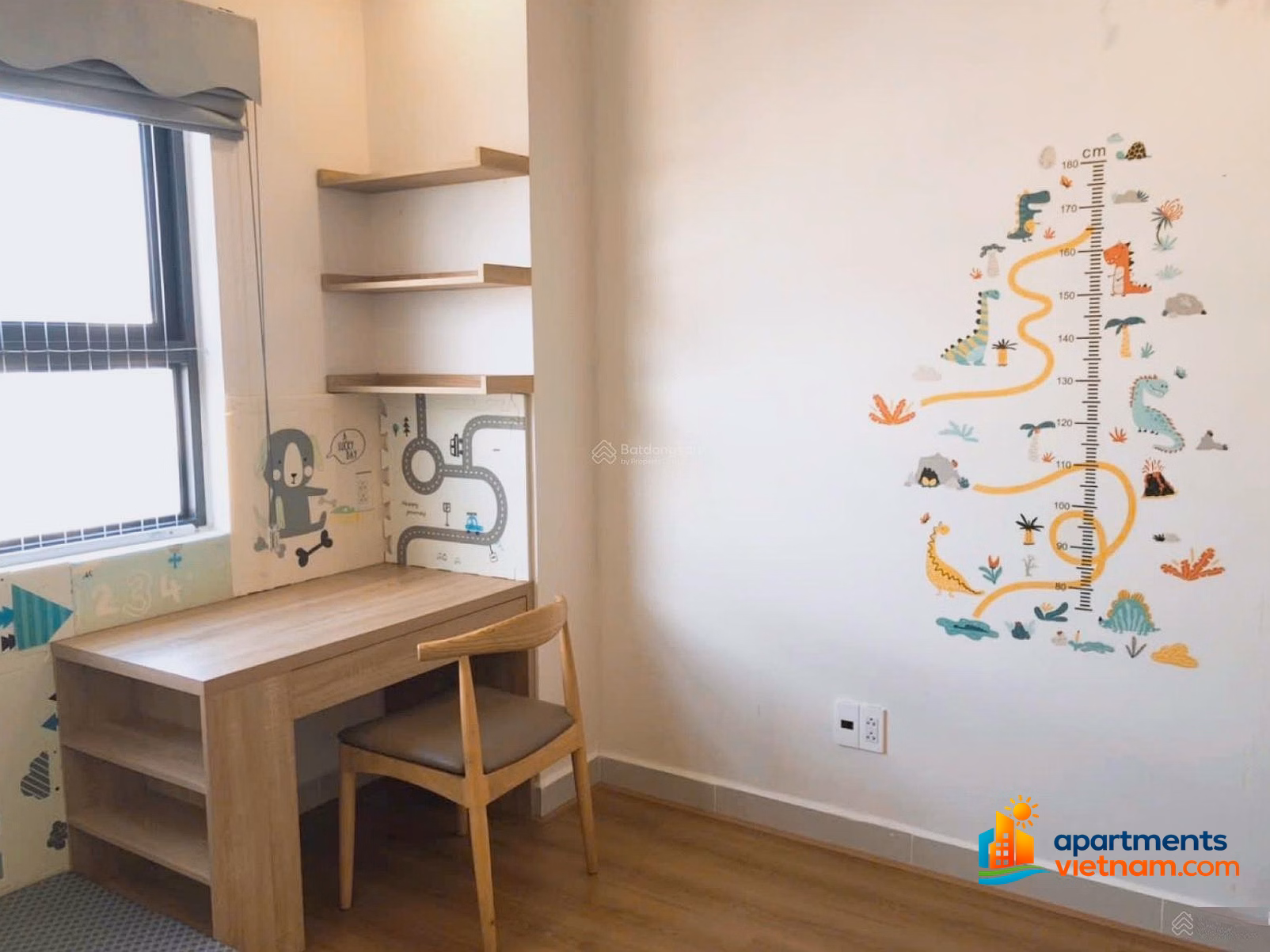 Selling luxury 9th floor apartment CT9 Vinh Diem Trung, 74m2, 2 Bedrooms, Southeast direction