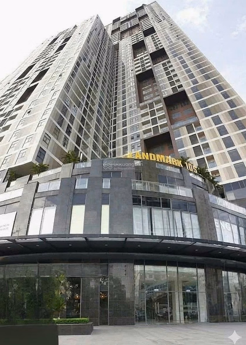 Selling 3-bedroom apartment, 107m², fully furnished, beautiful, middle floor, cool east facing BC at HPC Landmark