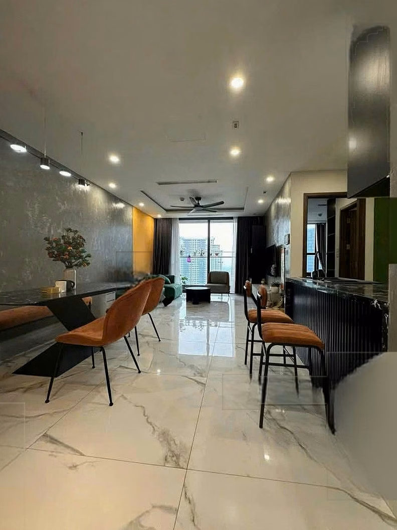 2 bedroom apartment for sale - internal view - full of beautiful furniture - Sunshine City - 80.3m2 - beautiful middle floor - price 8.3 billion