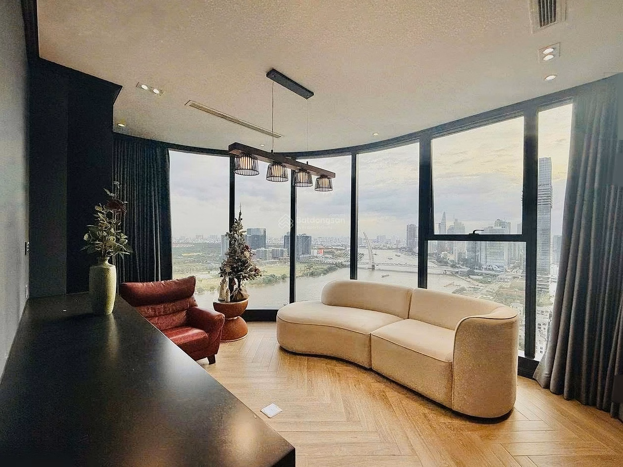Super product 3 bedrooms river view & Bitexco at Vinhomes Golden River - Ba Son District 1 | 121m fully furnished